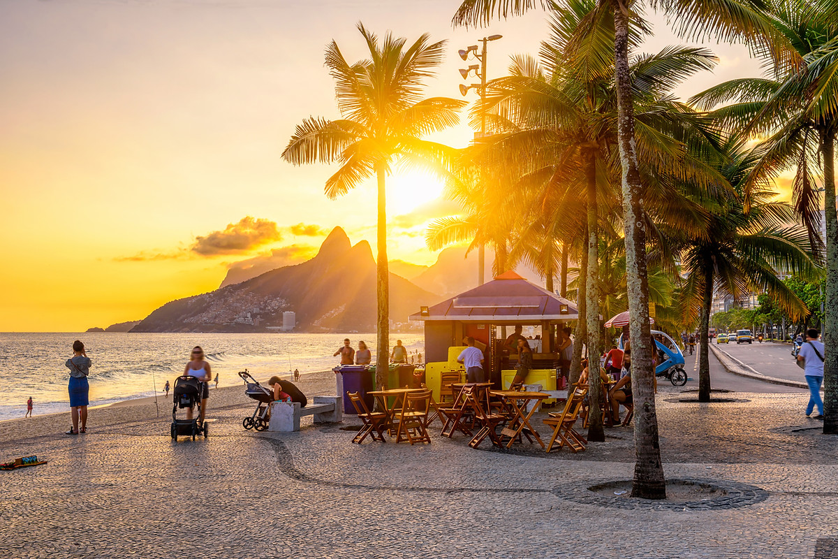 Pôr do sol em Ipanema, Rio de Janeiro — imóveis de alto padrão em Ipanema
